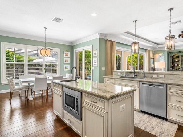 624 NE 3rd Ave, Boca Raton FL 33432