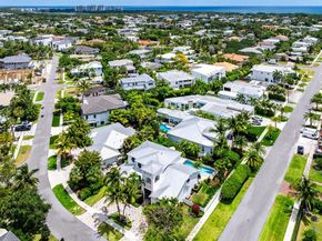 624 NE 3rd Ave, Boca Raton FL 33432