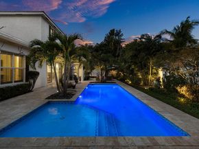 624 NE 3rd Ave, Boca Raton FL 33432