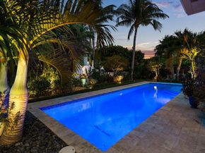 624 NE 3rd Ave, Boca Raton FL 33432