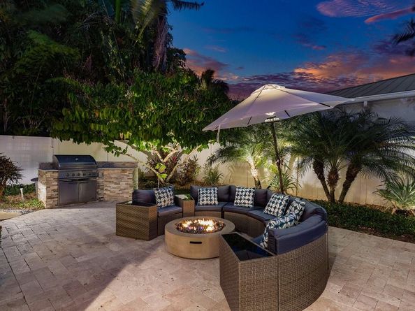 624 NE 3rd Ave, Boca Raton FL 33432