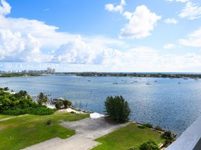5600 N Flagler Drive 1207, West Palm Beach FL 33407