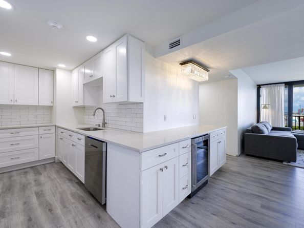 5600 N Flagler Drive 1207, West Palm Beach FL 33407