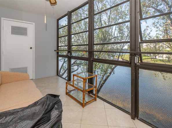 7448 Ashmont Cir 312, Tamarac FL 33321