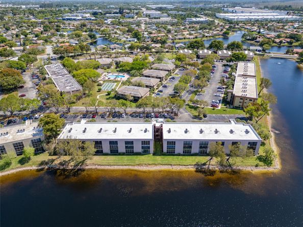 7448 Ashmont Cir 312, Tamarac FL 33321