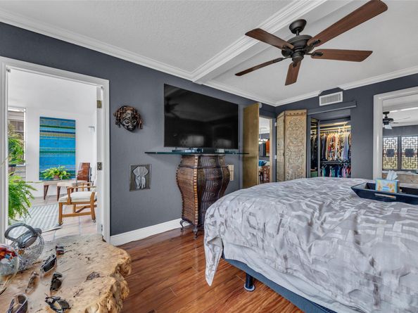 3050 NE 16th Ave 207, Oakland Park FL 33334