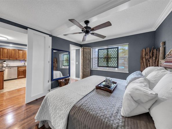 3050 NE 16th Ave 207, Oakland Park FL 33334