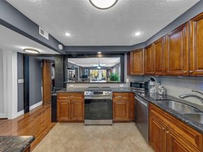3050 NE 16th Ave 207, Oakland Park FL 33334