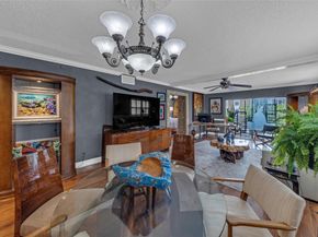 3050 NE 16th Ave 207, Oakland Park FL 33334