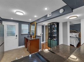 3050 NE 16th Ave 207, Oakland Park FL 33334