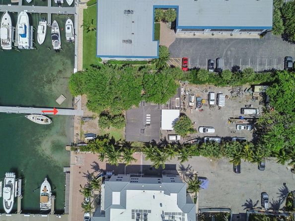 206 Lake Drive, Palm Beach Shores FL 33404