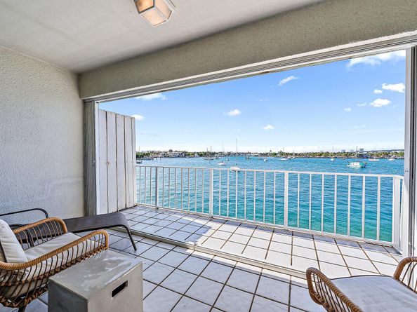 1051 Sugar Sands Boulevard 352, Riviera Beach FL 33404