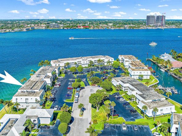 1051 Sugar Sands Boulevard 352, Riviera Beach FL 33404