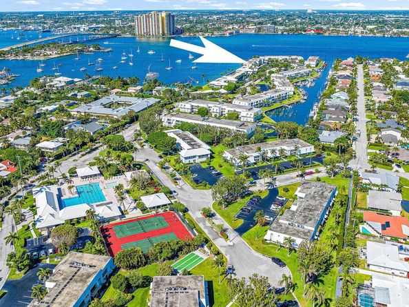 1051 Sugar Sands Boulevard 352, Riviera Beach FL 33404