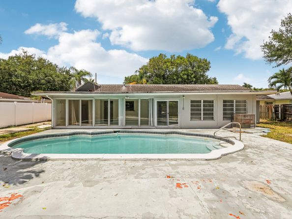 334 NW 12th Ave, Boca Raton FL 33486