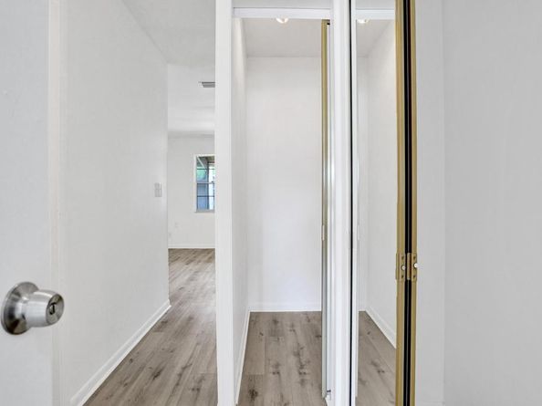 107 Fox Road 439, Hollywood FL 33024