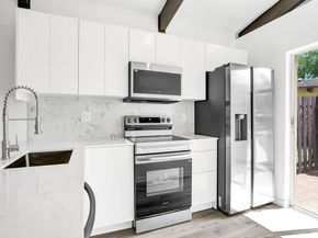 107 Fox Road 439, Hollywood FL 33024