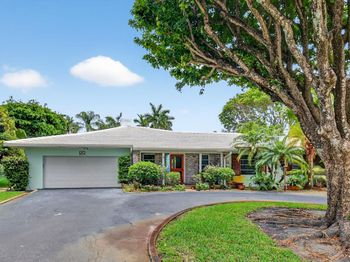 1095 Hibiscus Lane