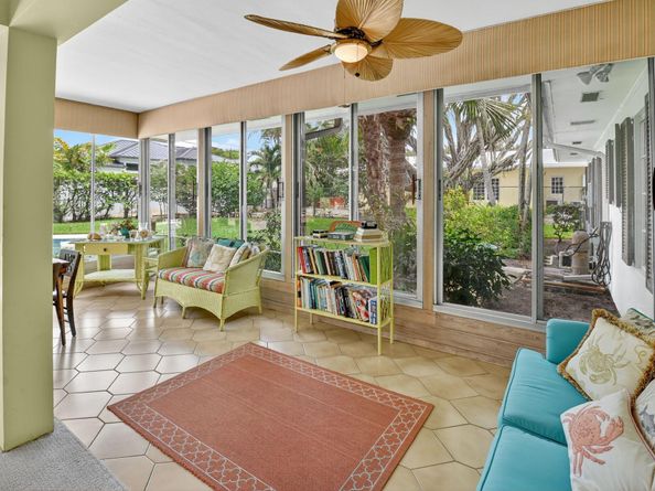1095 Hibiscus Lane, Delray Beach FL 33444
