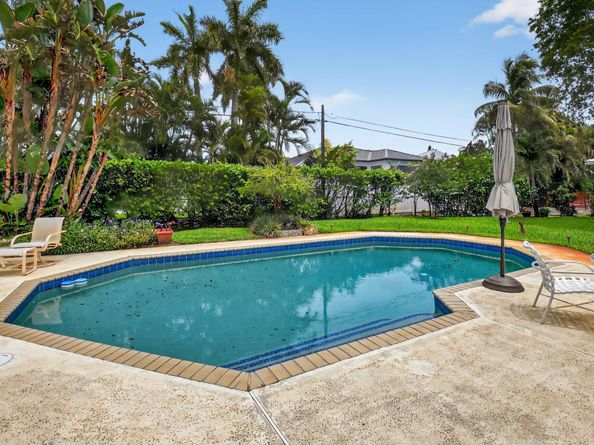 1095 Hibiscus Lane, Delray Beach FL 33444