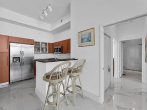 325 S Biscayne Blvd UPH14, Miami FL 33131