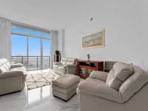 325 S Biscayne Blvd UPH14, Miami FL 33131