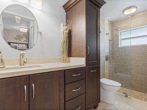 5494 Pine Cr, Coral Springs FL 33067