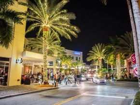 4766 Sierra Ln, Coconut Creek FL 33073