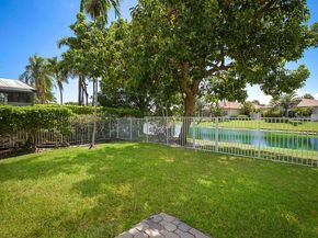 6195 Grand Cypress Circle, Lake Worth FL 33463
