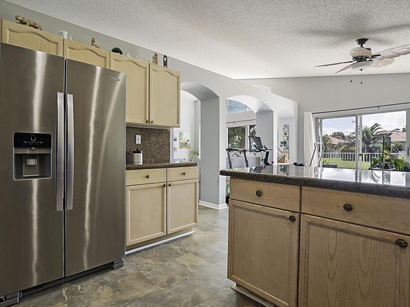 6195 Grand Cypress Circle, Lake Worth FL 33463