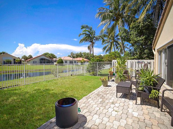 6195 Grand Cypress Circle, Lake Worth FL 33463