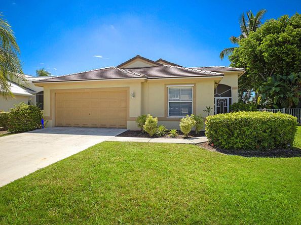 6195 Grand Cypress Circle, Lake Worth FL 33463