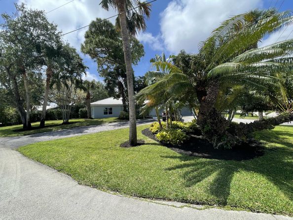 299 NW 10th Court, Boca Raton FL 33486