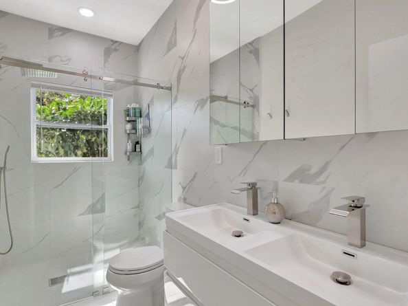 299 NW 10th Court, Boca Raton FL 33486