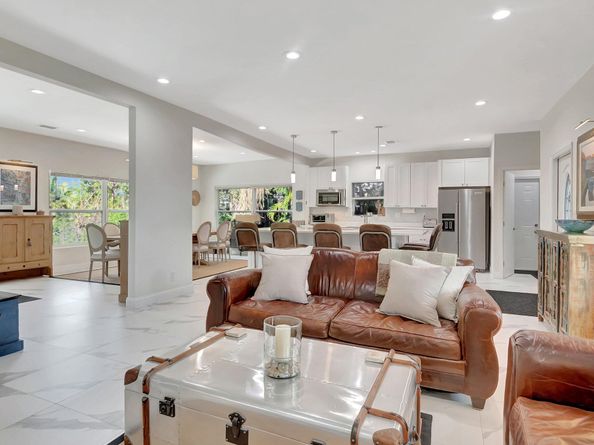 299 NW 10th Court, Boca Raton FL 33486