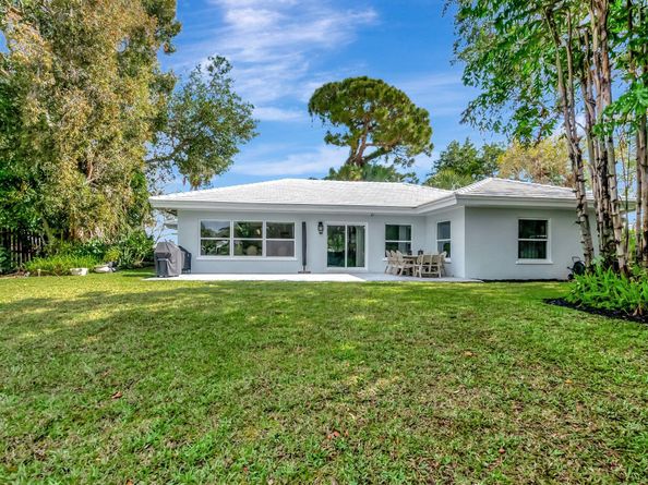 299 NW 10th Court, Boca Raton FL 33486