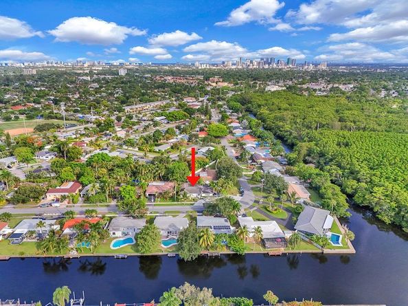 2732 NW 9th Ter, Wilton Manors FL 33311