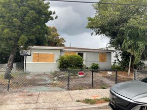 642 NW 14th Way, Fort Lauderdale FL 33311