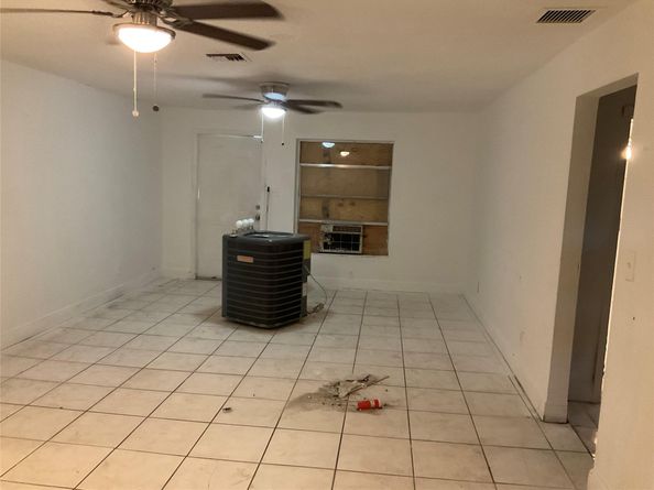 642 NW 14th Way, Fort Lauderdale FL 33311