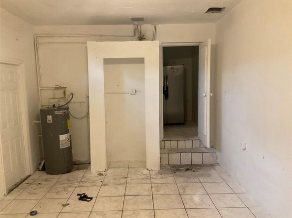 642 NW 14th Way, Fort Lauderdale FL 33311