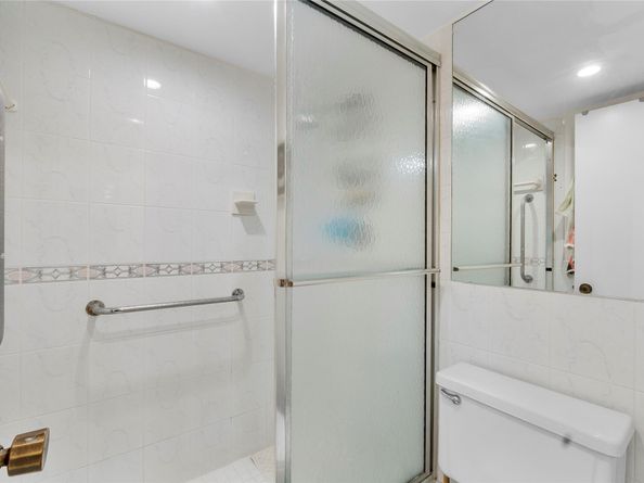 7750 W Mcnab Rd 203, Tamarac FL 33321