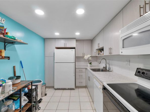 7750 W Mcnab Rd 203, Tamarac FL 33321
