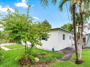 1923 Holman Drive, North Palm Beach FL 33408