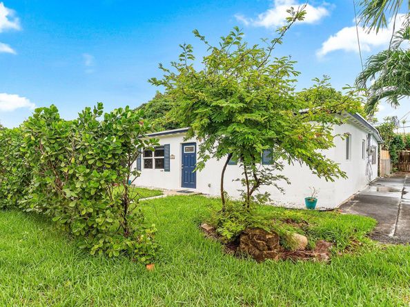 1923 Holman Drive, North Palm Beach FL 33408