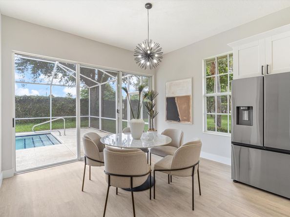 1082 Bedford Avenue, Palm Beach Gardens FL 33403