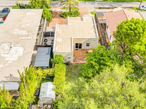 11 SE 13th St, Fort Lauderdale FL 33316