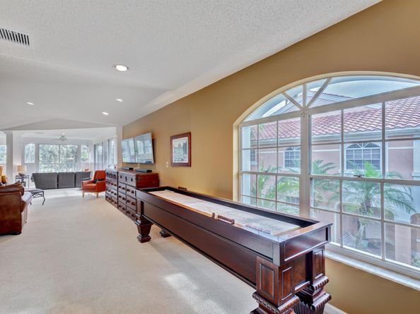 207 Legendary Circle, Palm Beach Gardens FL 33418