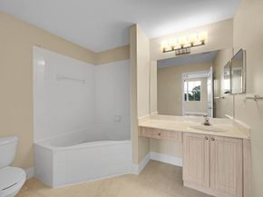 2100 Greenview Shores Boulevard 514, Wellington FL 33414