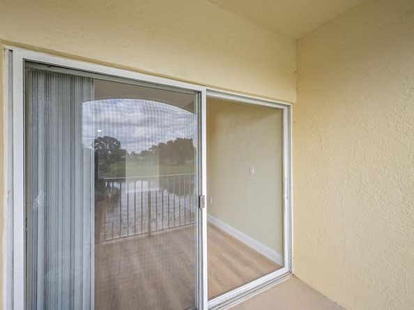 2100 Greenview Shores Boulevard 514, Wellington FL 33414