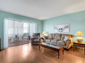 721 Lori Drive 303, Palm Springs FL 33461